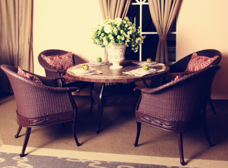 编藤桌椅火爆家居市场的四大因素